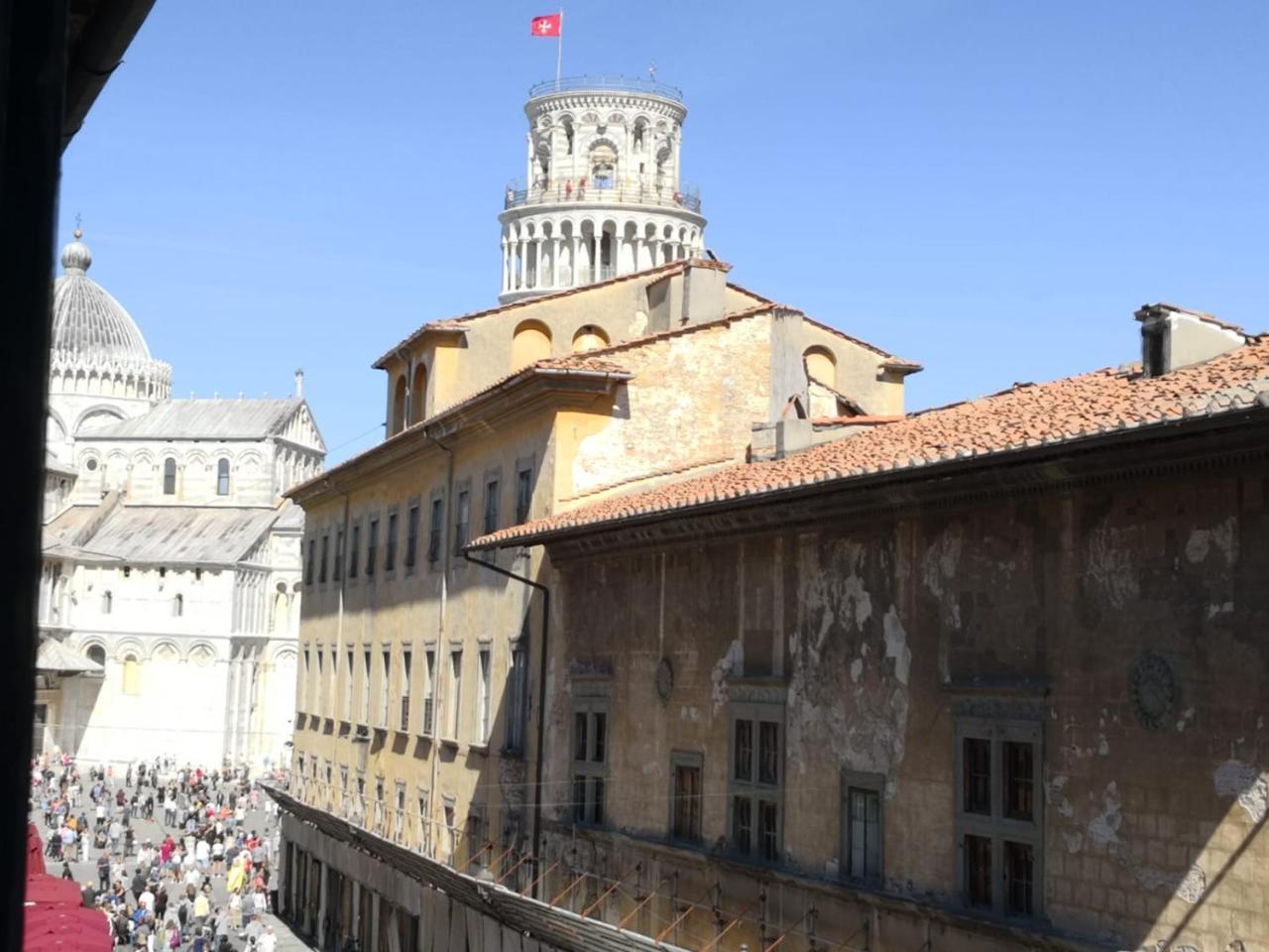مبيت وإفطار بيزا Window To The Tower المظهر الخارجي الصورة